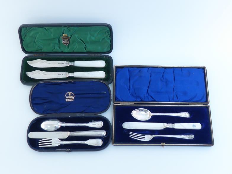 A Victorian silver 3-piece Fiddle & Thread pattern christening set by George Adams, London, 1863 ,