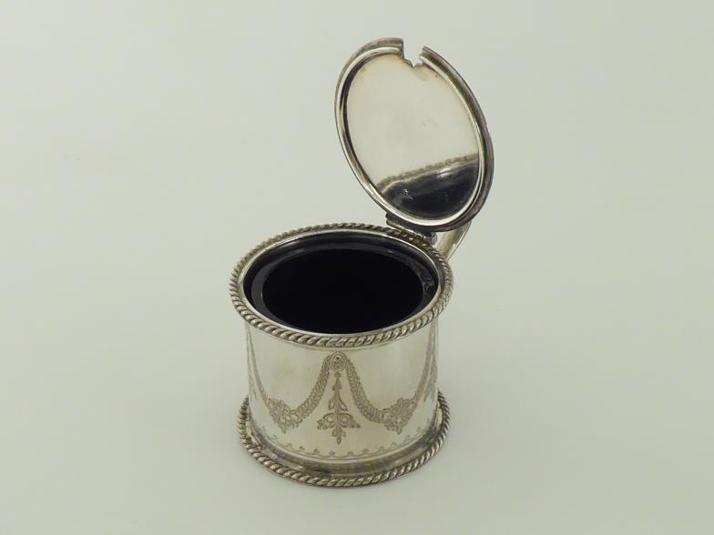 An early Victorian silver pepper by Joseph and John Angell, London, 1839, baluster form engraved - Image 14 of 17