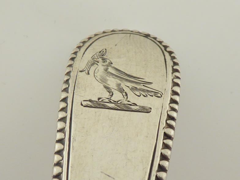 An early Victorian silver pepper by Joseph and John Angell, London, 1839, baluster form engraved - Image 5 of 17