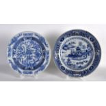 TWO EARLY 18TH CENTURY CHINESE BLUE AND WHITE PLATES. 8.25ins diameter. (2)