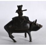 AN UNUSUAL 19TH CENTURY CHINESE GOLD SPLASH INCENSE BURNER AND COVER modelled as a boy upon a