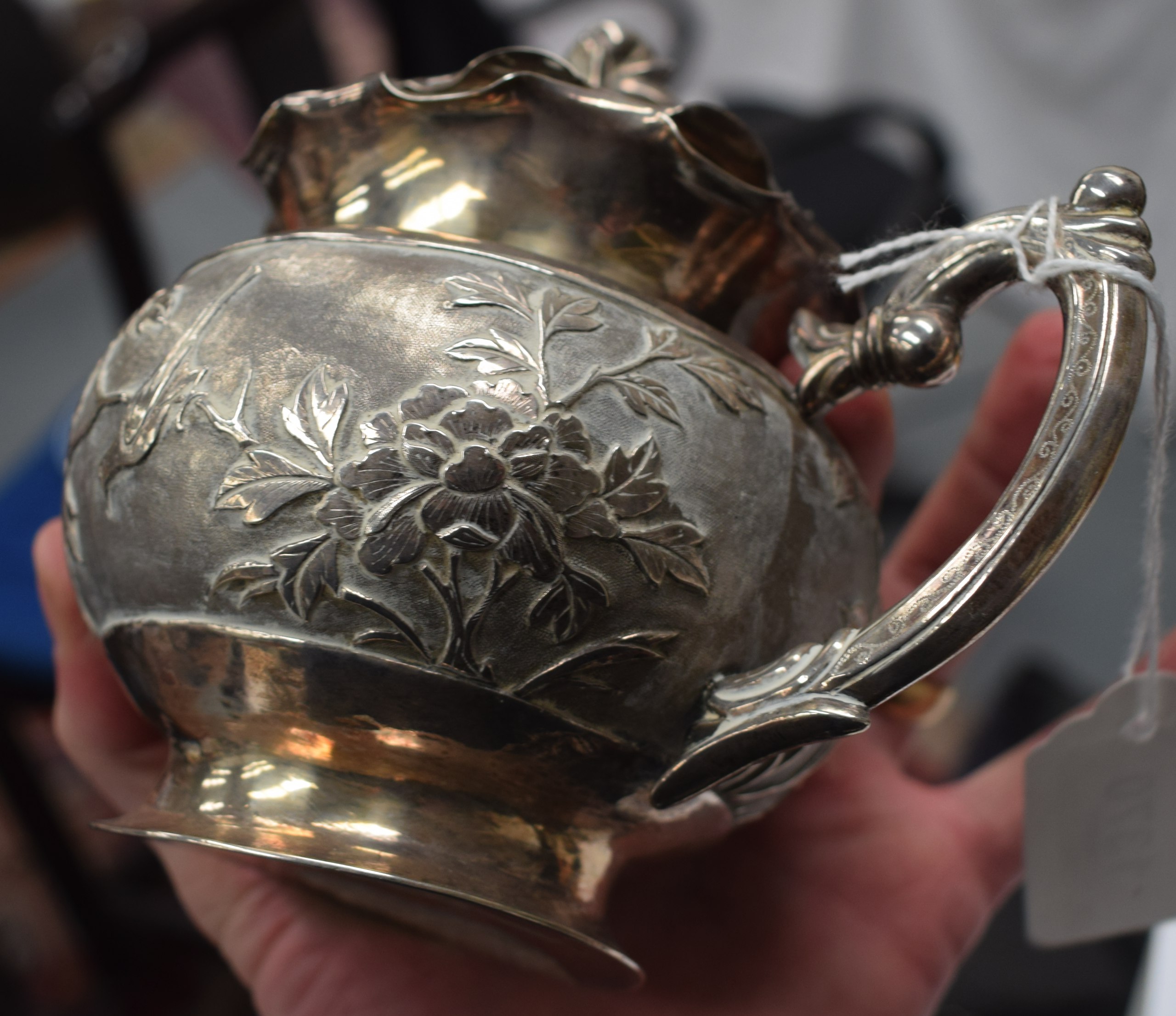 A LATE 19TH CENTURY CHINESE EXPORT SILVER TEAPOT AND COVER decorated with birds perched amongst - Image 5 of 5