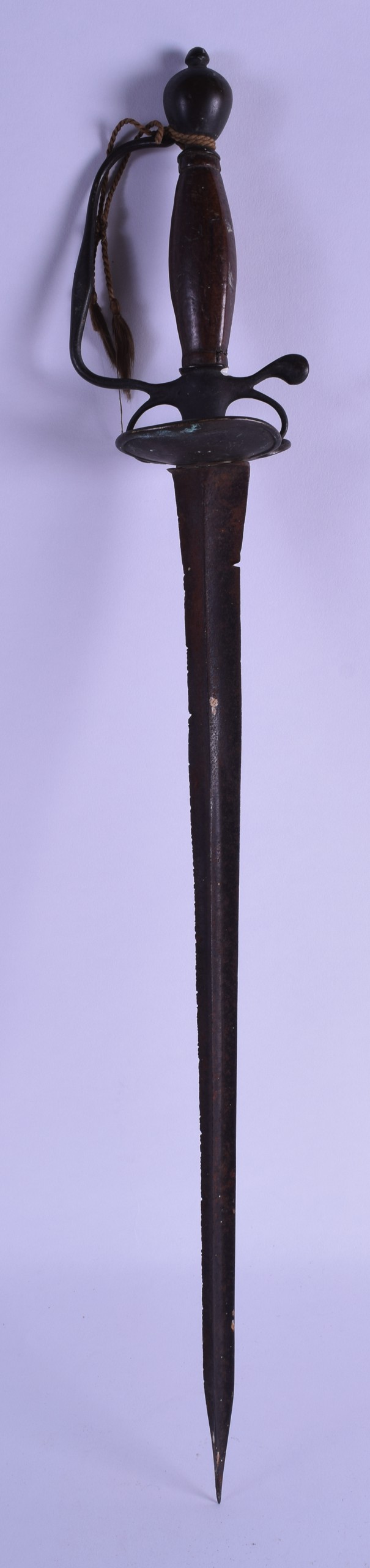 A 17TH/18TH CENTURY SHORT SWORD with wooden handle and steel grip. Impressed marks to blade. 58 cm