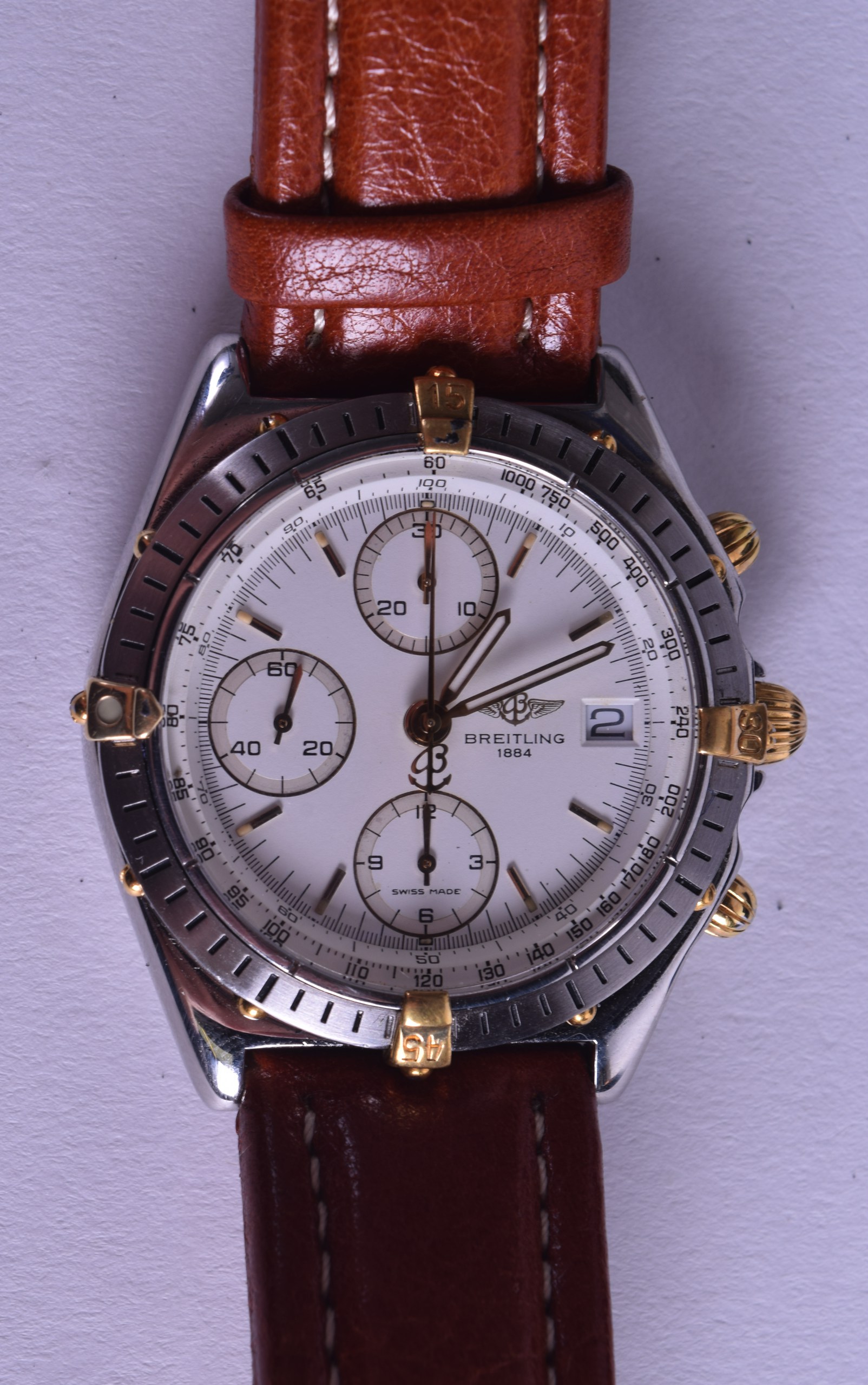 A GENTLEMANS BOXED BREITLING CHRONOGRAPH WRISTWATCH. 3.5 cm wide.