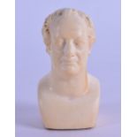 A GOOD 18TH/19TH CENTURY EUROPEAN CARVED IVORY BUST OF A MALE. 6.25 cm high.