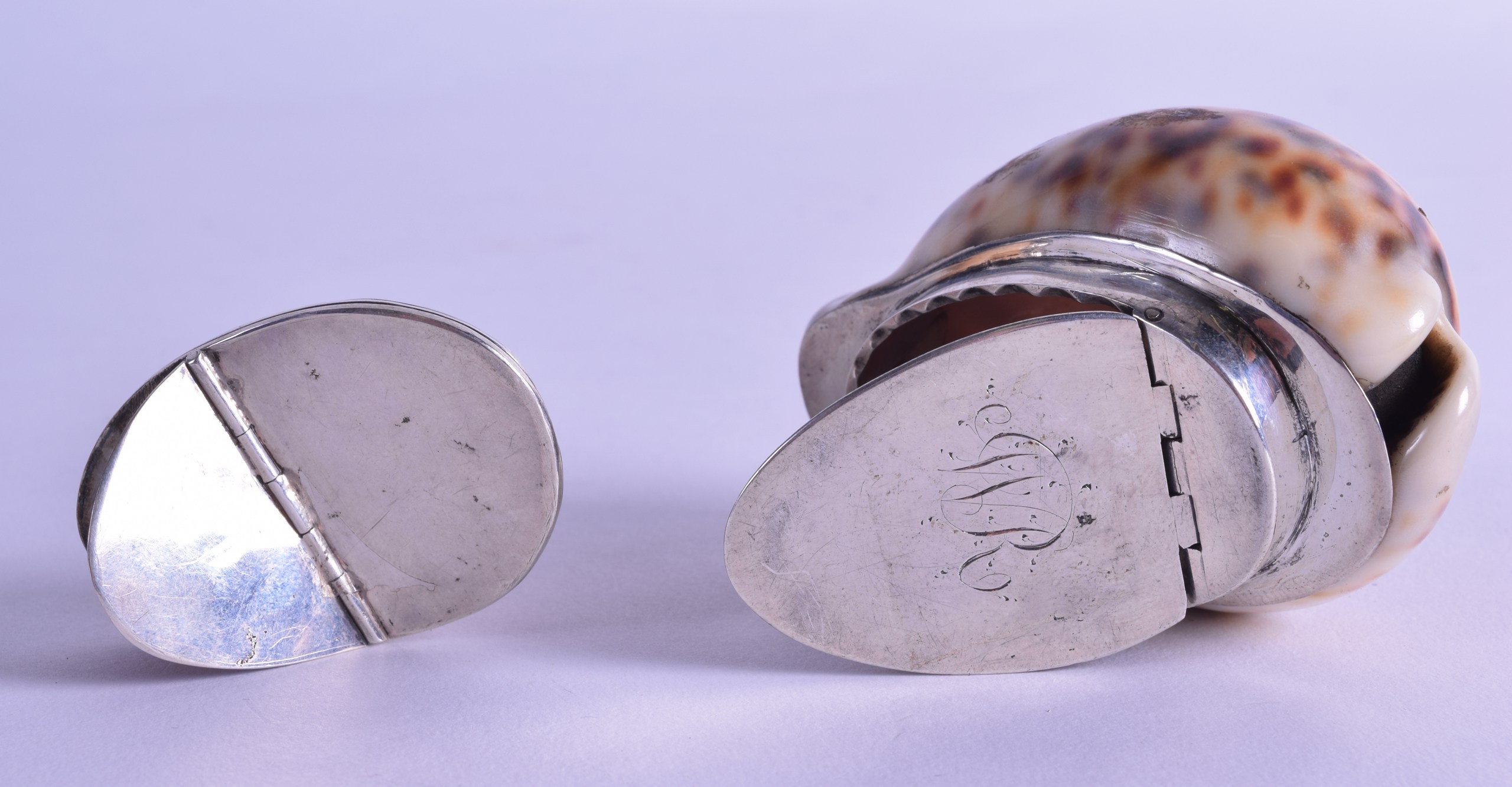 TWO VICTORIAN SILVER MOUNTED SHELL SNUFF BOXES. 7.5 cm & 5 cm wide. (2) - Image 2 of 2