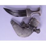 AN UNUSUAL 19TH CENTURY OMANI KHANJAR JAMBIYA DAGGER with Rhinoceros horn hilt, overlaid in repousse