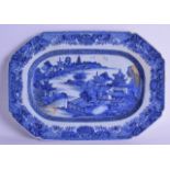 AN 18TH CENTURY CHINESE BLUE AND WHITE RECTANGULAR DISH Qianlong, painted with a Willow type