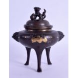 A LATE 19TH CENTURY JAPANESE MEIJI PERIOD CENSER AND COVER inlaid with gilt foliage and vines. 12 cm