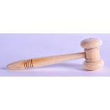 AN EARLY 19TH CENTURY CARVED IVORY GAVEL with carved terminal. 13 cm long.
