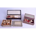 A FINE MID 19TH CENTURY ANGLO INDIAN ENGRAVED IVORY BOX containing numerous Mahjong counters,