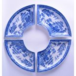 A MID 19TH CENTURY SPODE BLUE AND WHITE HORDEVRES SET printed with a Willow type pattern. Each