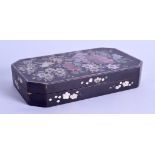 AN 18TH/19TH CENTURY JAPANESE EDO PERIOD SHELL INLAID LACQUERED BOX decorated with birds and