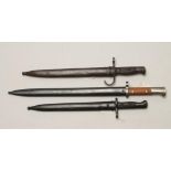 A PORTUGUESE MODEL 1904 BAYONET, with 11" blade stamped SIMPSON & CO. SUHL, two piece wood grip