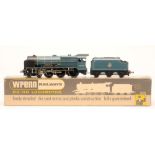 Wrenn W2273 Royal Scot in B.R. blue "The Royal Airforce", minor paint chips, signs of use, box