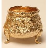 A GEORGE V BRITANNIA STANDARD SILVER GILT SUGAR BASIN SIMILAR TO THE FOLLOWING LOT, makers Jones &