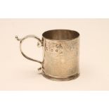 A WILLIAM IV MINIATURE SILVER MUG/MEASURE, maker John Millidge, c.1830, duty mark and Edinburgh town