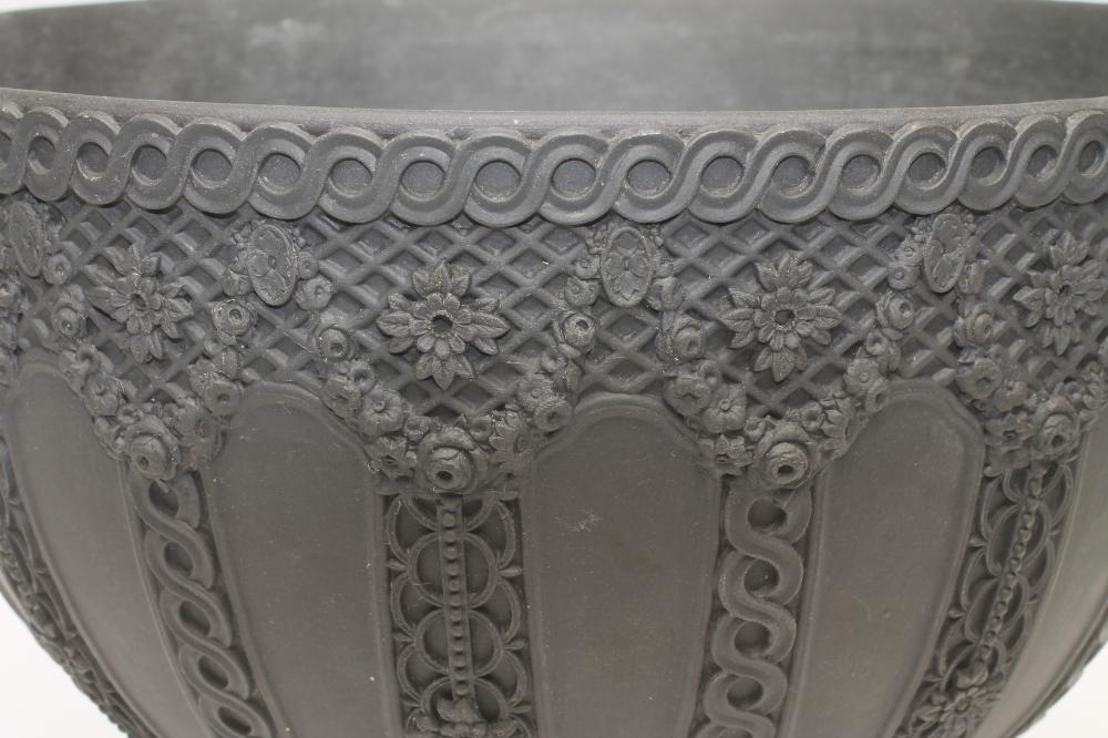 A VICTORIAN WEDGWOOD BLACK JASPERWARE PEDESTAL BOWL, the deep circular bowl with a sprigged rope - Image 2 of 3