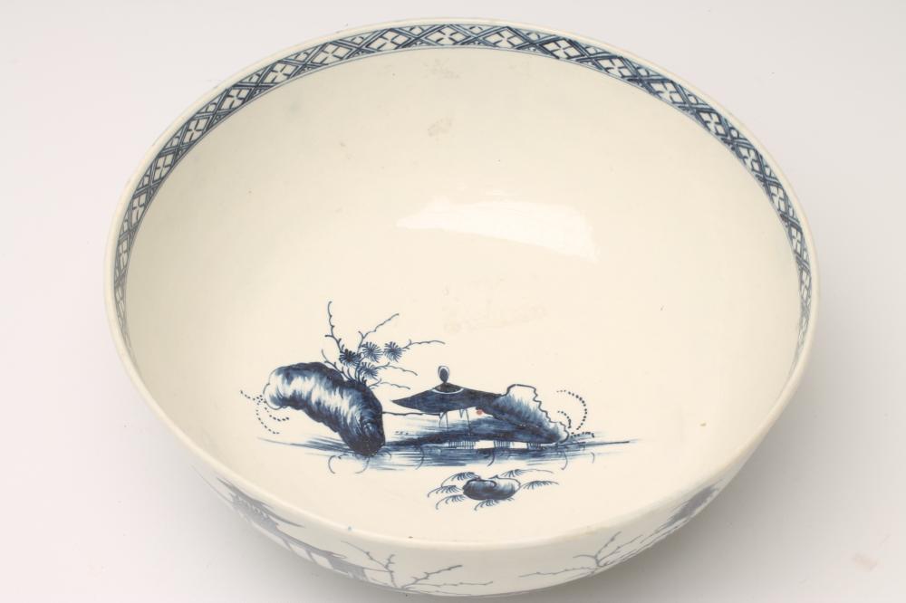 A FIRST PERIOD WORCESTER "PRECIPICE" PATTERN PORCELAIN BOWL, c.1770, painted in underglaze blue, - Image 2 of 4