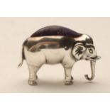 AN EDWARDIAN SILVER NOVELTY ELEPHANT PIN CUSHION, maker Saunders & Shepherd, Birmingham 1905, 1"