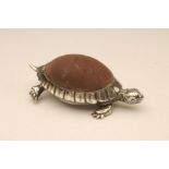 AN EDWARDIAN SILVER NOVELTY TORTOISE PIN CUSHION, maker Saunders & Shepherd, Birmingham 1907, 3"