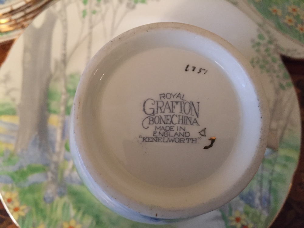 Royal Grafton bone china tea service - Image 3 of 3