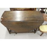 18th cent. Oak peg jointed gate leg table. 42ins. x 27ins. x 18ins. closed.