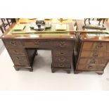 20th cent. Mahogany twin pedestal desk, 9 drawers, green leather skiver plus a matching 2 drawers