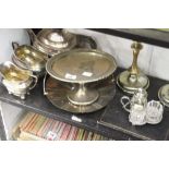 20th cent. Plate: Northern goldsmiths tea set, deco style bread basket plus a cake stand.