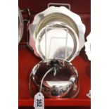 Hallmarked Silver: Muffin dish and cover, Birmingham, Elkington, 17½oz. approx.