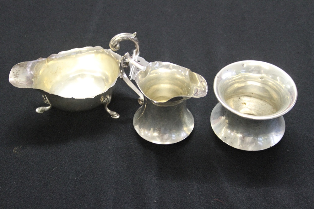 Hallmarked Silver: Sugar bowl, cream jug and gravy boat, Birmingham 7oz