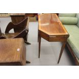 19th cent. Mahogany and satinwood card table, ebony satinwood banded inlay square tapering