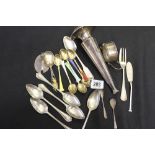 Hallmarked Silver: Teaspoon Dublin x 5, grapefruit spoons, other misc silver and white metal, 6 x