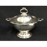 WHITE STAR LINE: A fine Goldsmith & Silversmiths Company Regent plate, First Class serving tureen of