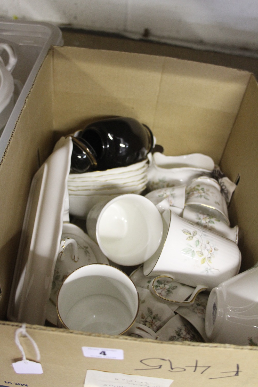 20th cent. Ceramics: Royal Albert "Haworth" tea and pudding/cereal service, 1 x bread and butter