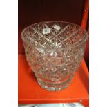 20th cent. Lead crystal fruit bowl 9ins.