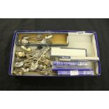 20th cent. Silver Collectors' spoons 2oz plus 5 boxed & 20 unboxed white metal teaspoons. (31