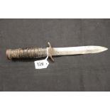 Military Edge Weapons: WWII M3 Fighting knife, stamped USM-3 on the guard, given to the vendors