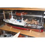 Models: Netherlands tug boat Zwarte Zee kit model display, cased. 33½ins. x 16½ins.