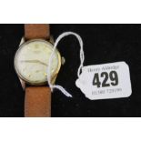 Watches: Longines 9ct. hallmarked gold gents wristwatch with second dial. Numbered 13322/127516,