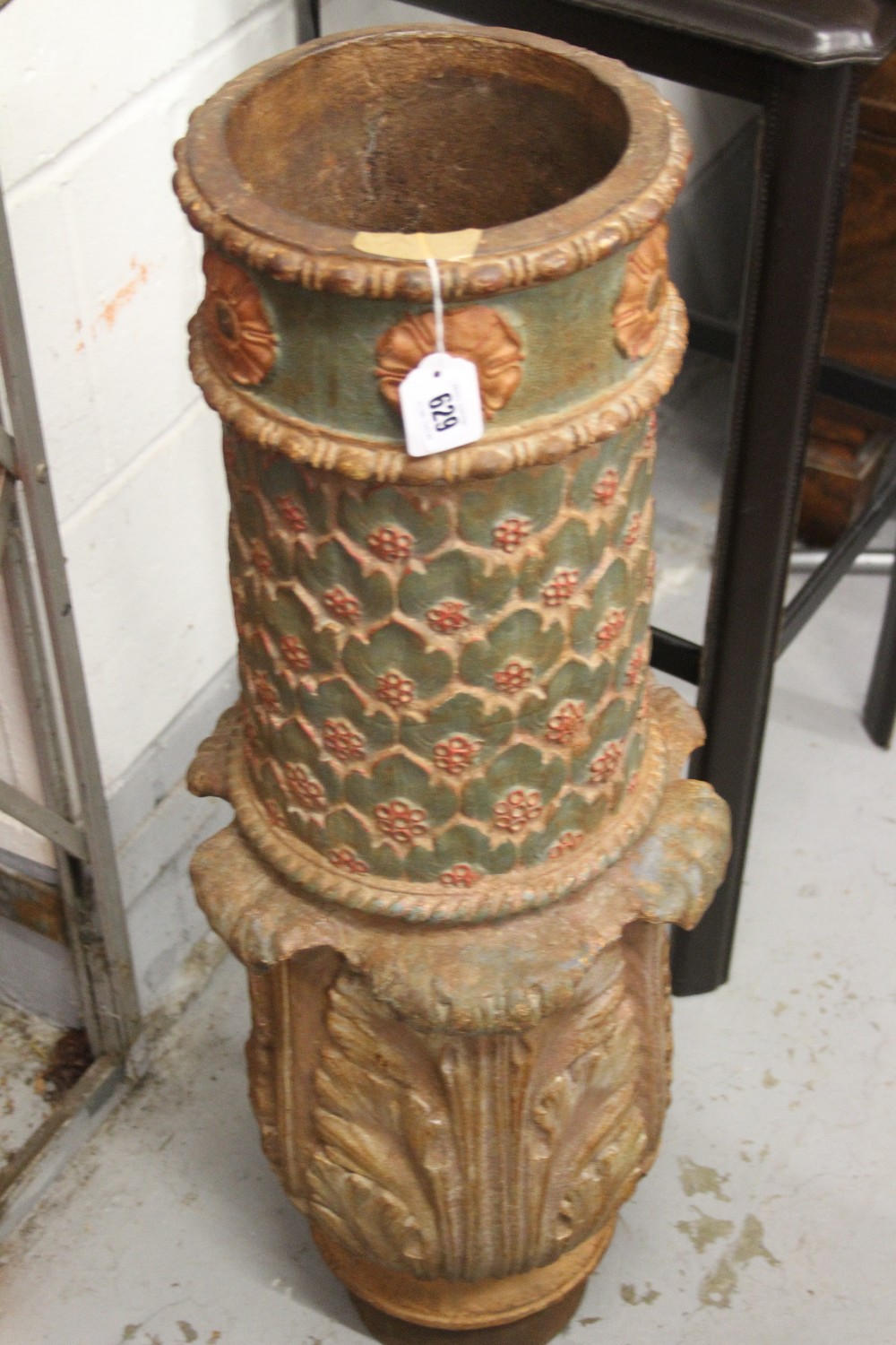 19th cent. Cast Iron: Architectural internal pole support section, acanthus leaf, Tudor rose and