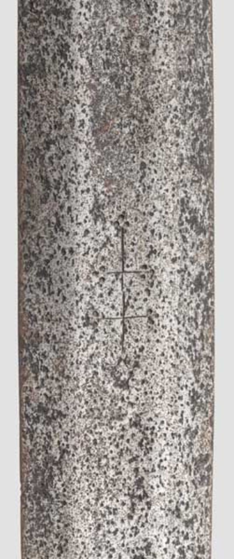 Großer Kampfbidenhänder, süddeutsch um 1510/20 Breite, zweischneidige Klinge mit beidseitiger - Bild 5 aus 6