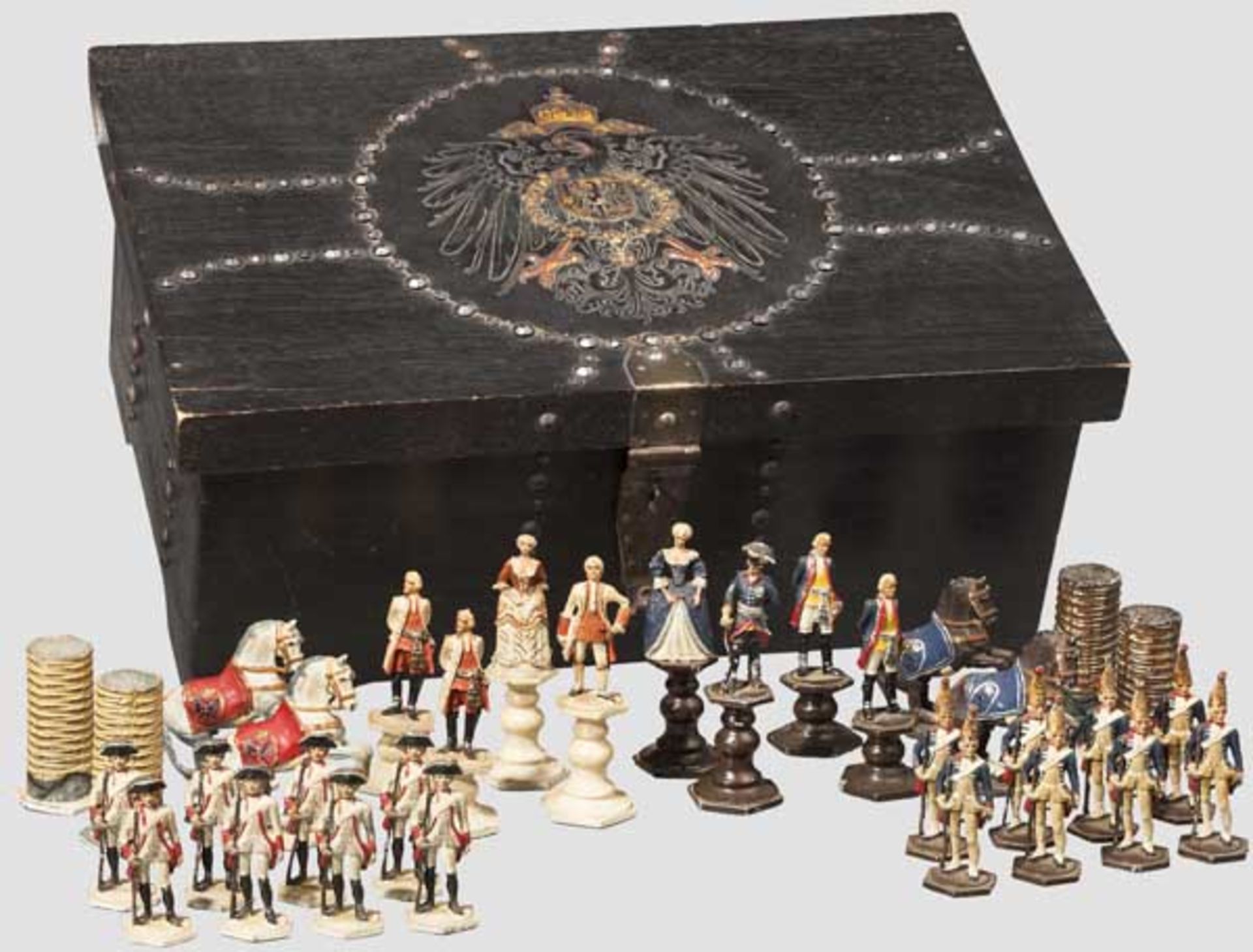 Kaiser Wilhelm II. - Schachspiel "Siebenjähriger Krieg" Farbig handbemalte Zinnfiguren in den