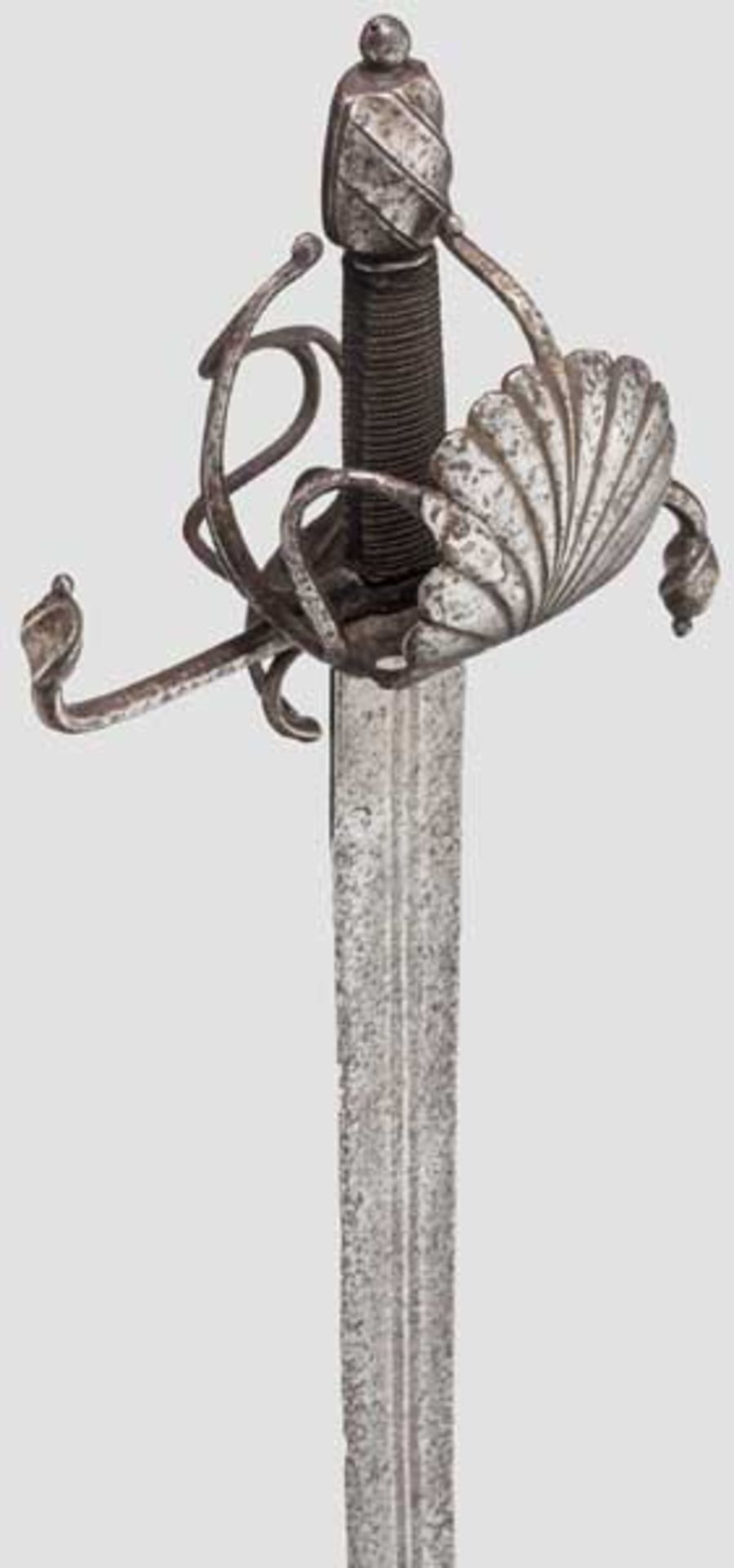 Schweres Korbschwert, steirisch um 1590 Breite Rückenklinge mit zweischneidiger Spitze und - Bild 4 aus 5