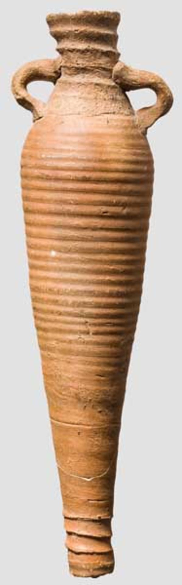 Spätantike Amphore, ägyptisch, 5. - 7. Jhd. Kleine, spindelförmige Amphore aus rotbraunem Ton mit - Bild 2 aus 2