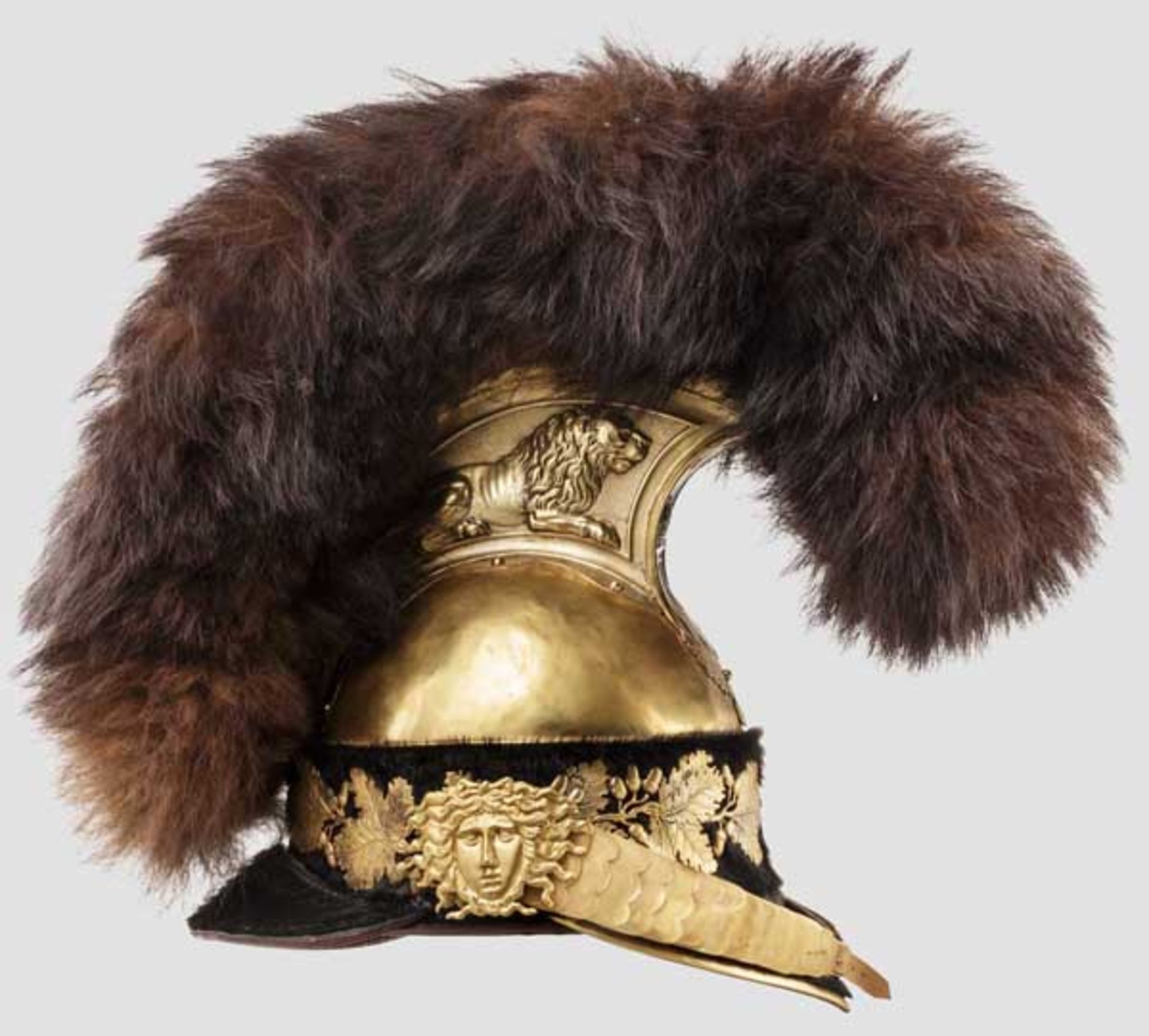 Helm M 1810 für Offiziere der Leibkürassier-Garde Hochwertige Sammleranfertigung. Fein reliefierter, - Bild 2 aus 6