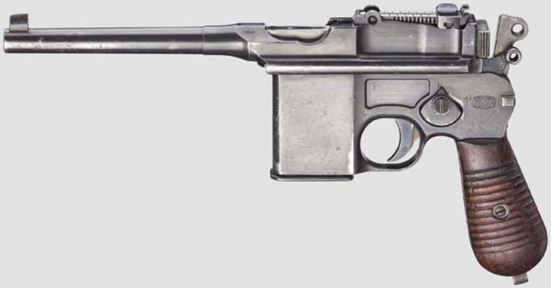 Mauser C 96 Mod. 1932 ("Mod. 712") Kal. 7,63 mm, Nr. 92302. Nummerngleich. Blanker Lauf. Beschuss