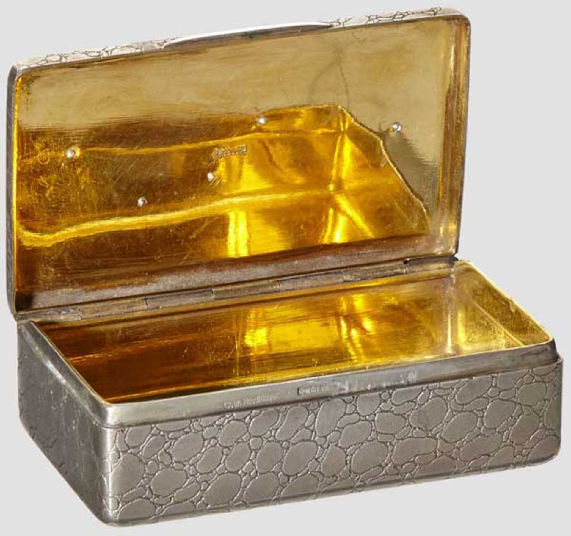 Kaiser Wilhelm II. - a cased tobacco tin Silver box with applied gilded signature of "Wilhelm I. - Bild 4 aus 6