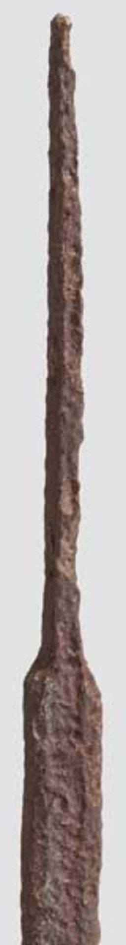 Eiserne Pilumspitze mit Schäftungszunge, römisch, 1. - 2. Jhdt. Schaft mit vierkantigem Querschnitt, - Bild 3 aus 3