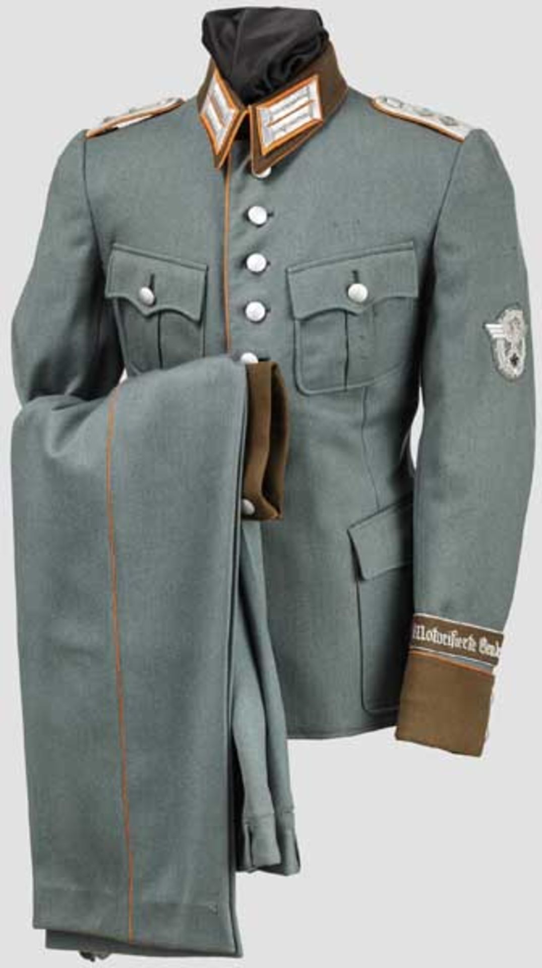 Uniform eines Hauptmanns der Motorisierten Gendarmerie Rock aus polizeigrünem Gabardine mit